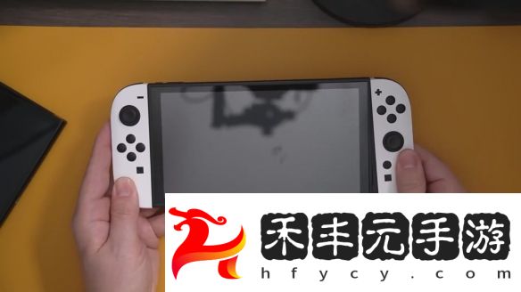 Switch2外觀模型泄露影像：屏幕與手柄尺寸均有提升